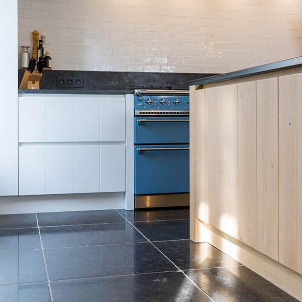 Keerbergen - Vloer betegeling Keuken Belgische blauwe steen 60x60