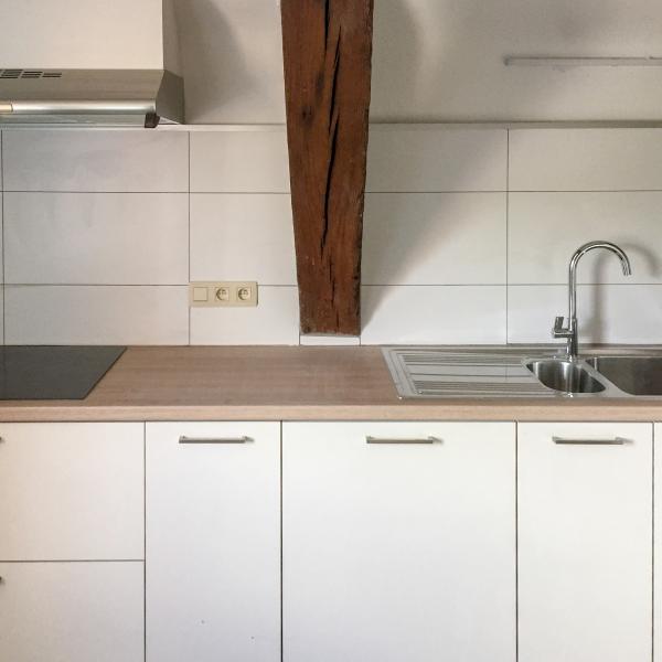 Mechelen - Keuken in studio met balk geïntegreerd 30x60